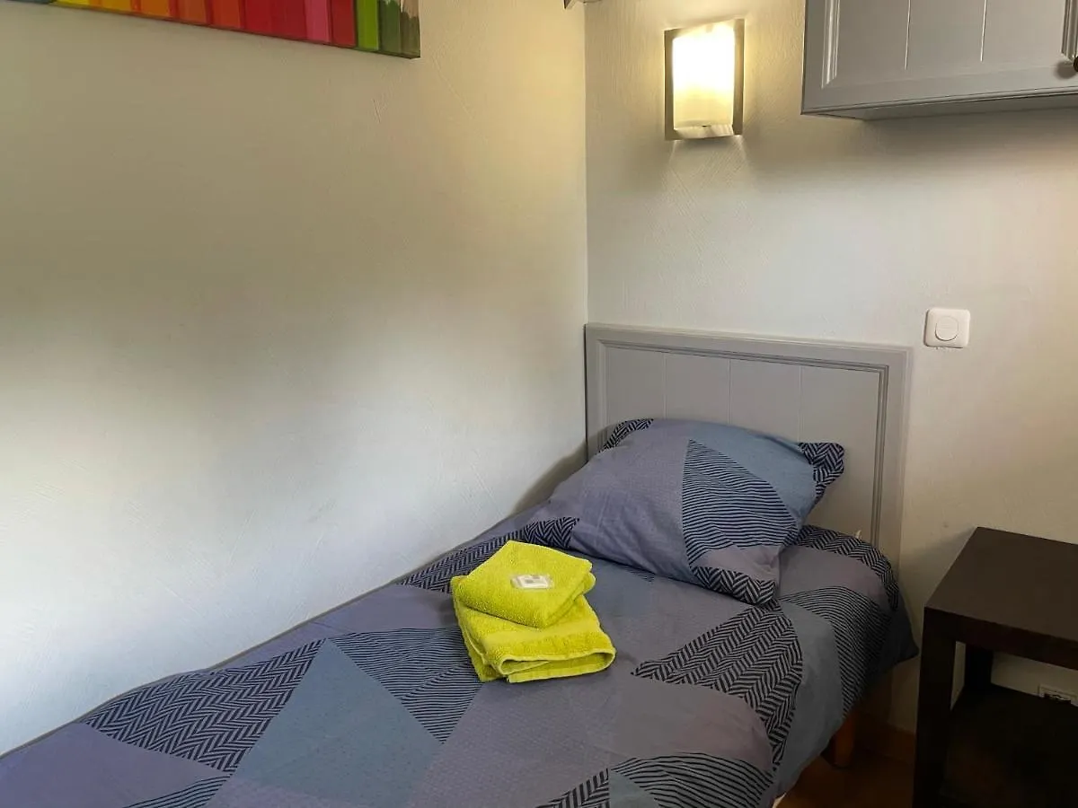 Appartement Studio sur le Domaine du Golf de Pont Royal à Mallemort
